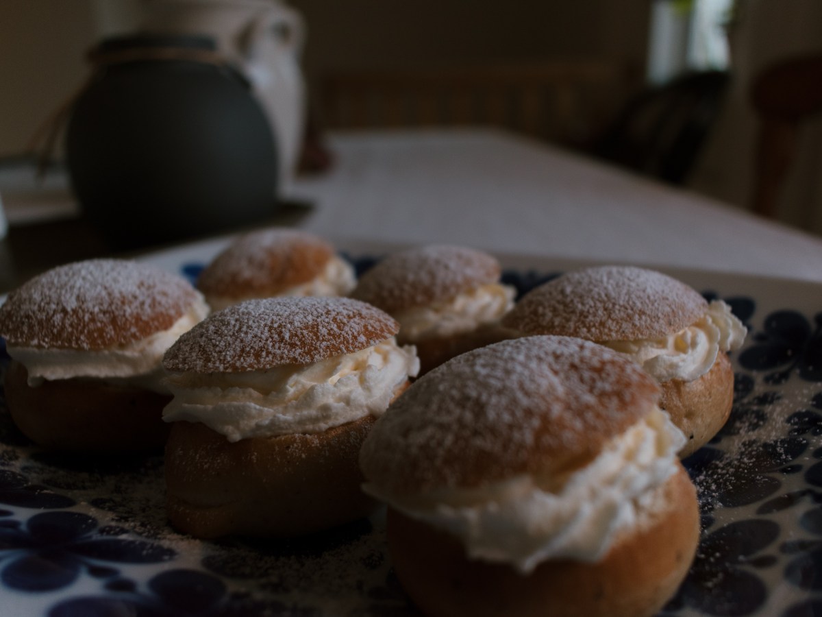 Minisemlor och nejlikor